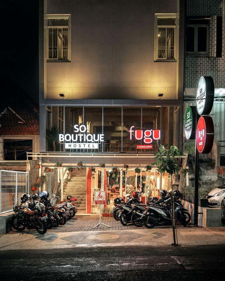 So! Boutique Hostel Malang Exterior foto
