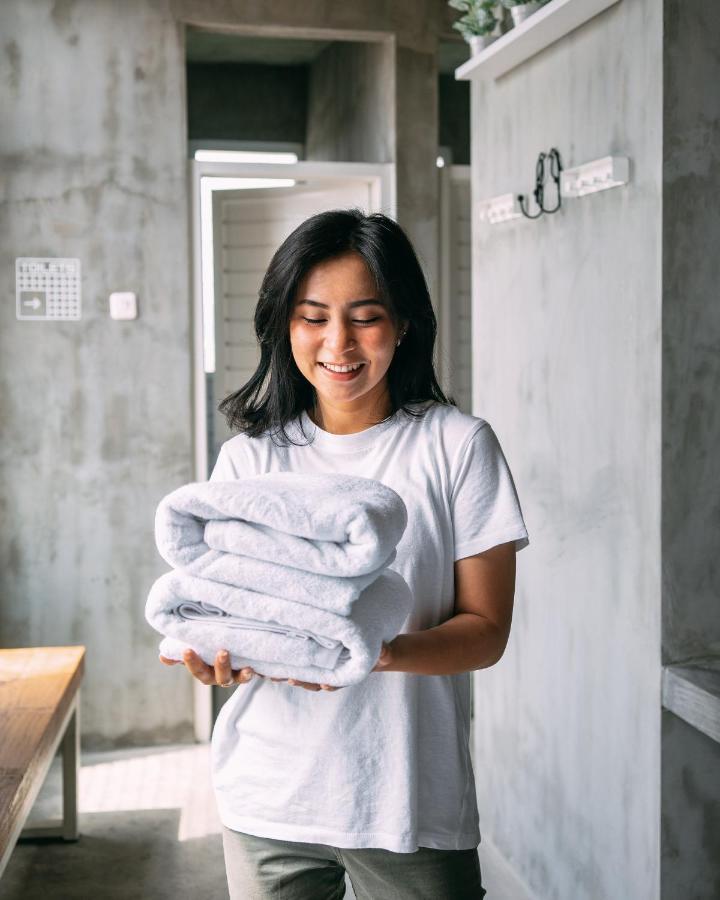 So! Boutique Hostel Malang Exterior foto